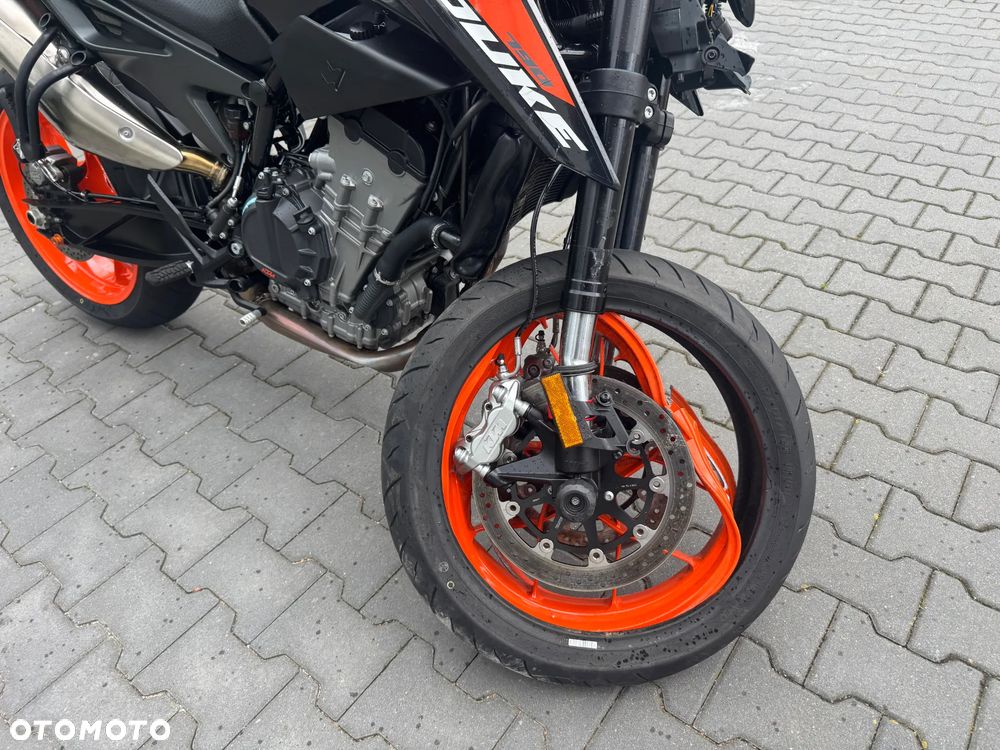 KTM Duke 790 - 14