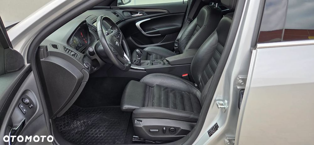 Opel Insignia 2.0 T Executive S&S EU6 - 32