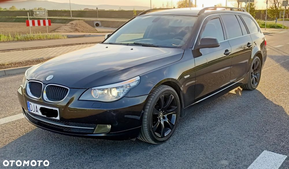 BMW Seria 5 520d Edition Exclusive - 1