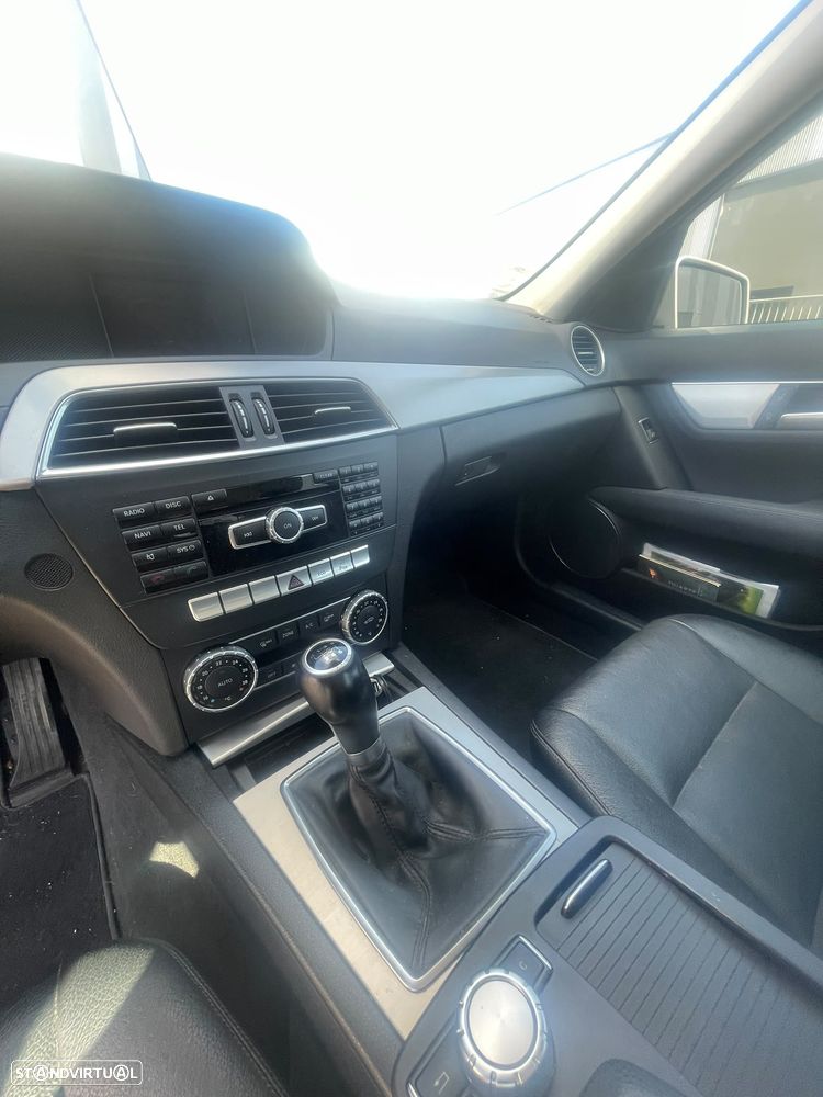 Mercedes-Benz C 220 - 14