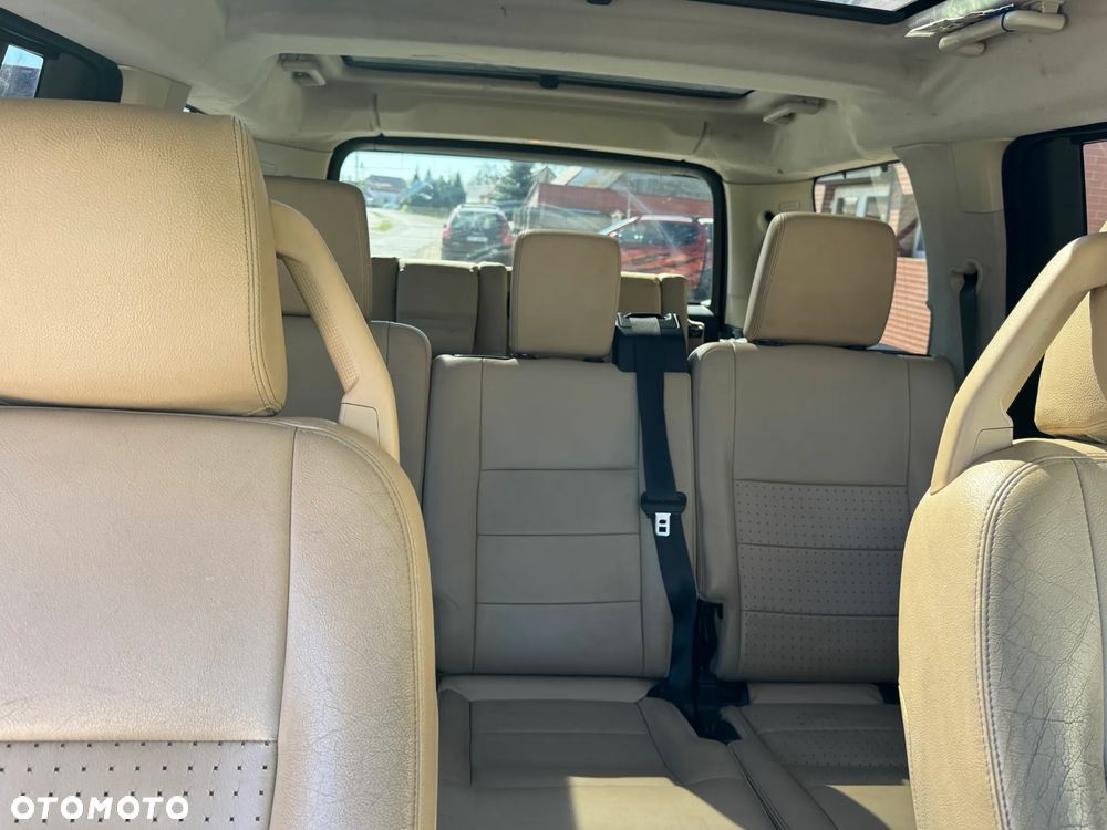 Land Rover Discovery 4.4 V8 SE - 26