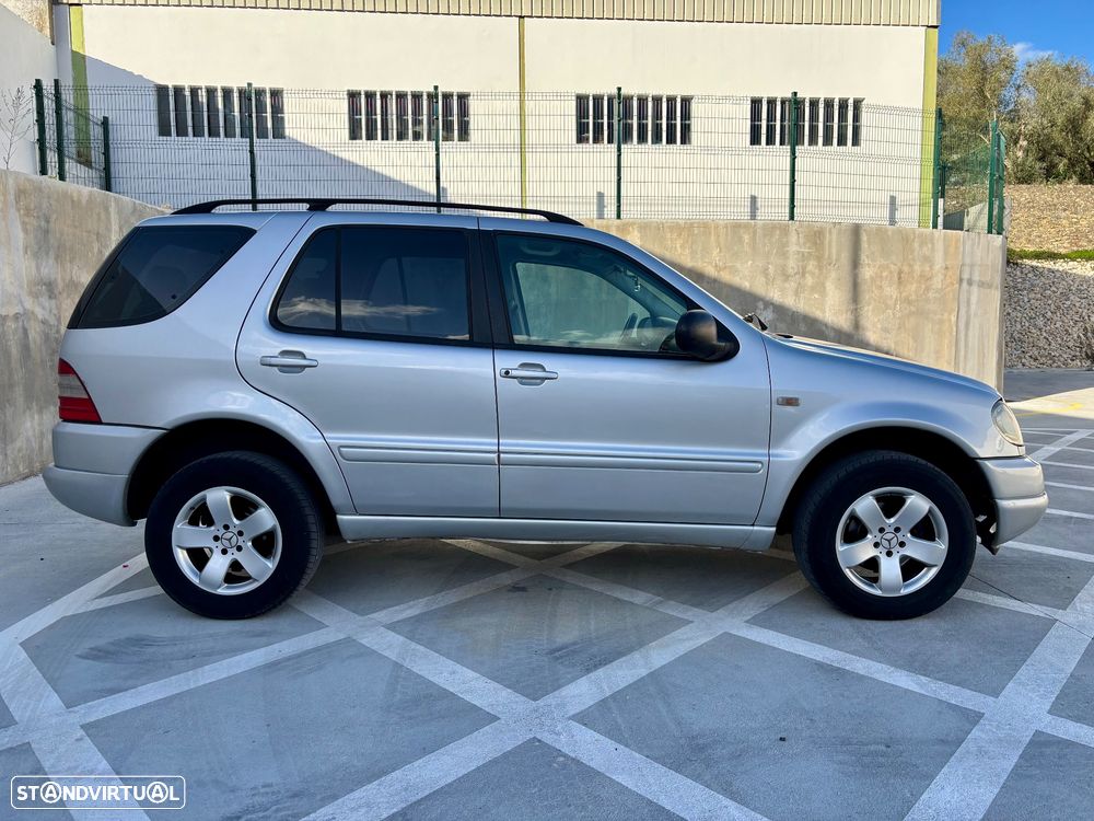 Mercedes-Benz ML 270 - 2