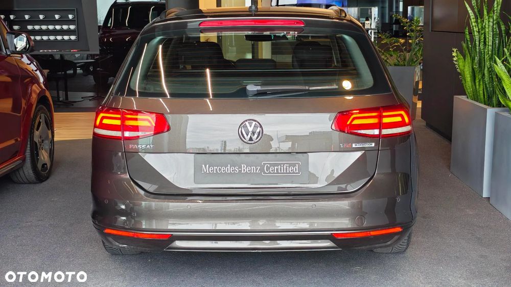 Volkswagen Passat - 6
