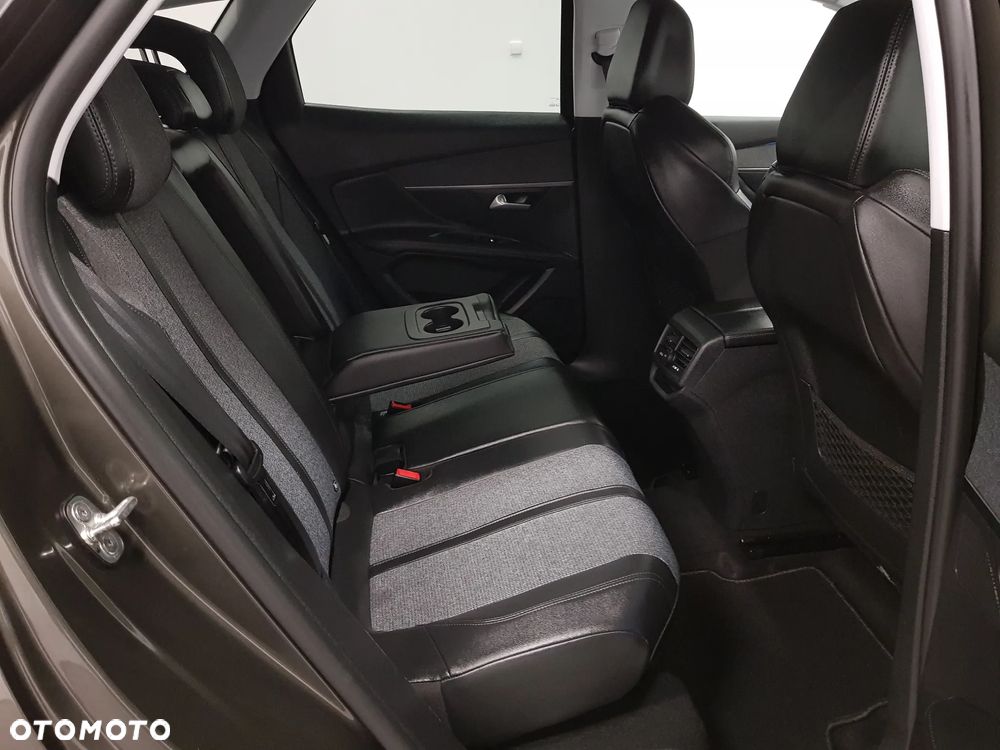 Peugeot 3008 BlueHDi 120 Stop & Start EAT6 Allure - 16