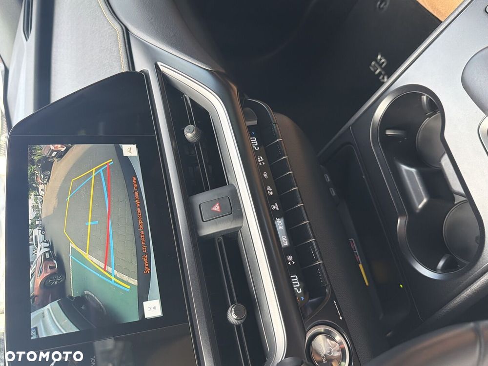 Lexus UX 250h GPF Business 2WD - 22