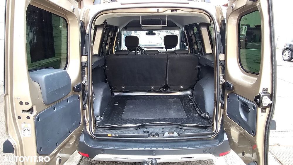 Dacia Dokker 1.5 Blue dCi Stepway - 14