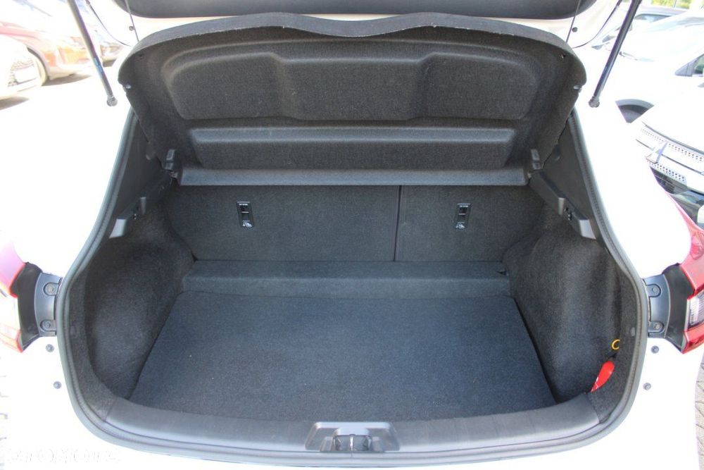 Nissan Qashqai - 11