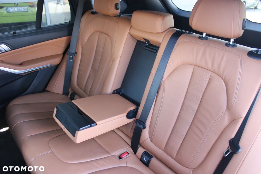 BMW X5 xDrive40i mHEV sport - 28