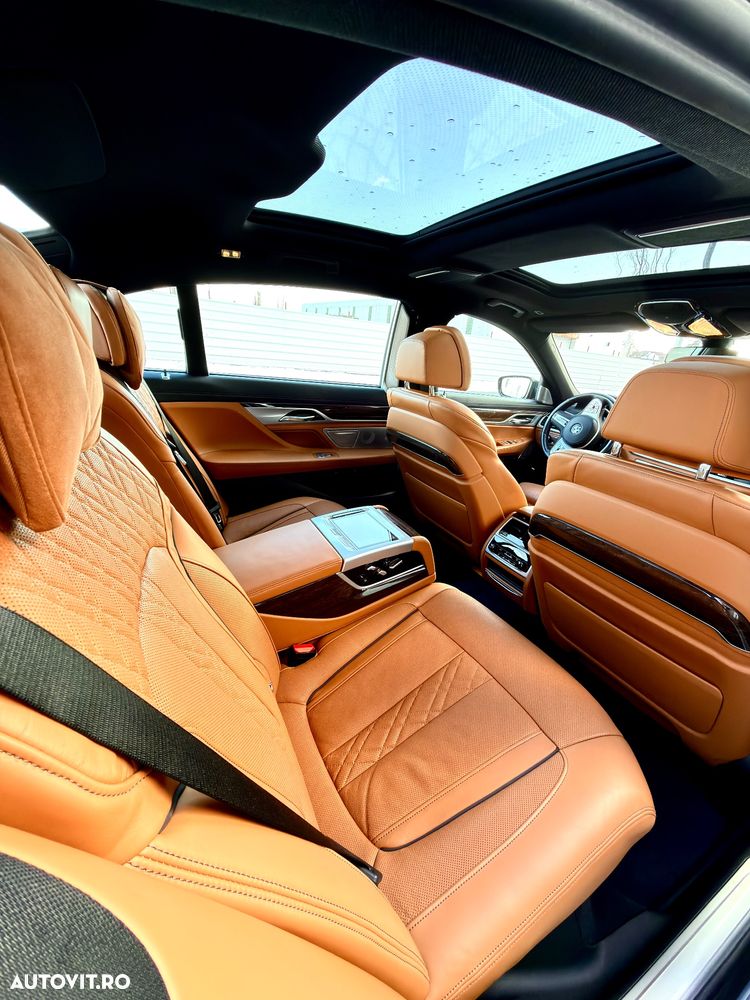 BMW Seria 7 745Le AT PHEV - 12