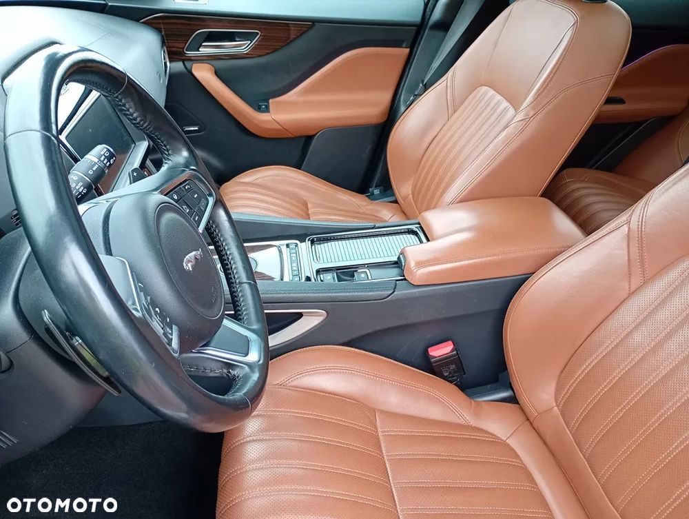 Jaguar F-Pace 2.0 i4D AWD Prestige - 6