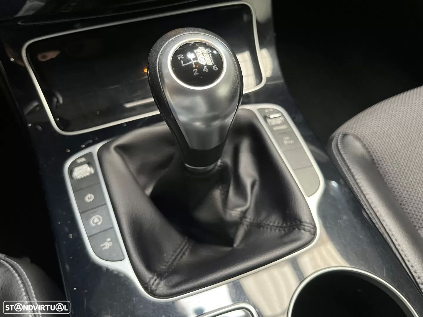Mercedes-Benz C 180 Standard - 37