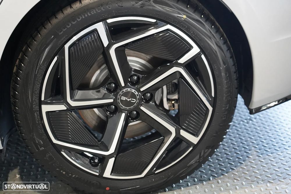 BYD Seal - 32