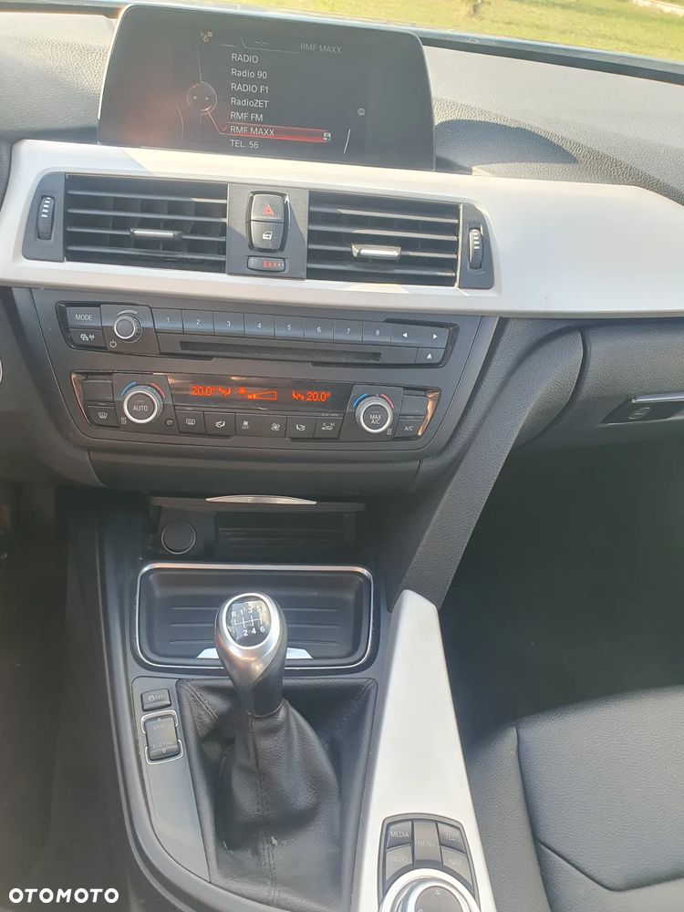 BMW Seria 3 318d - 8