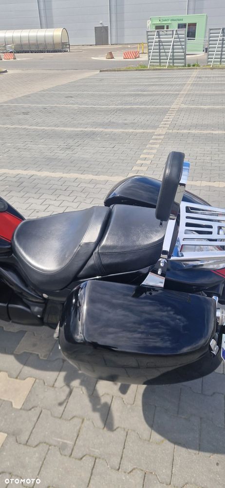 Suzuki Boulevard - 10