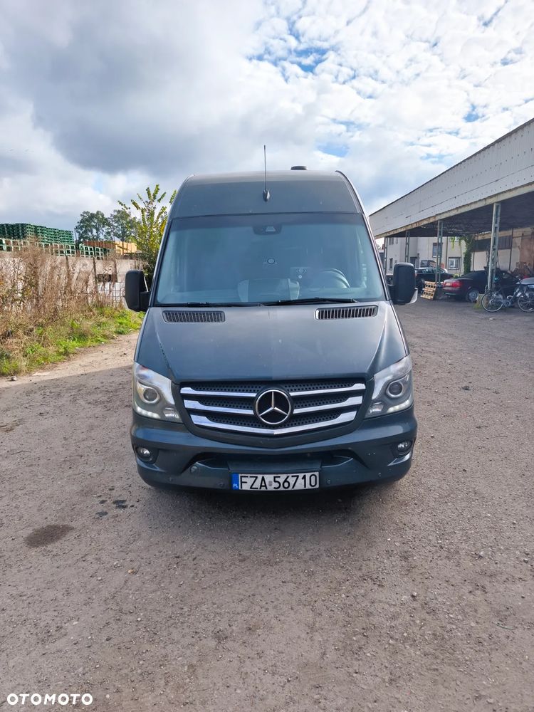 Mercedes-Benz Sprinter - 6