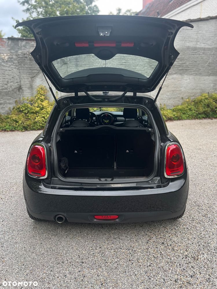 MINI Cooper Standard - 19
