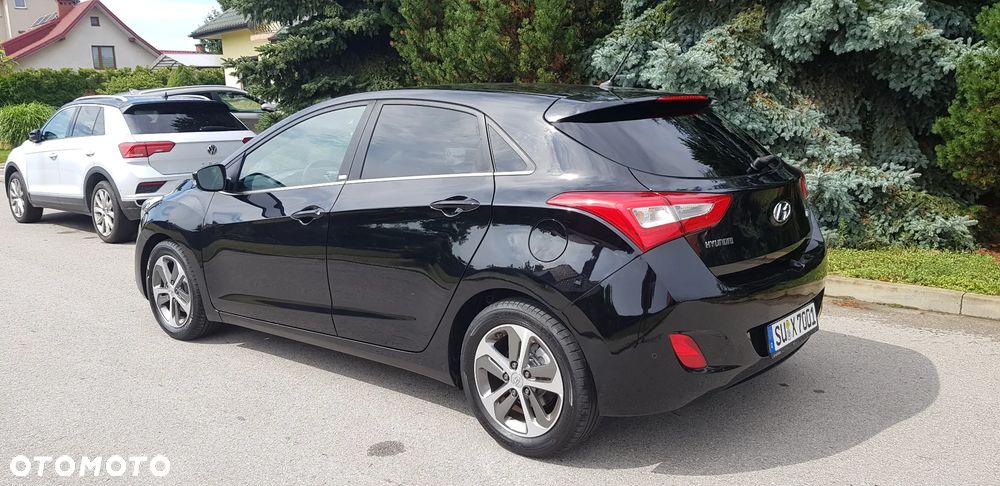 Hyundai i30 blue 1.4 Style - 6