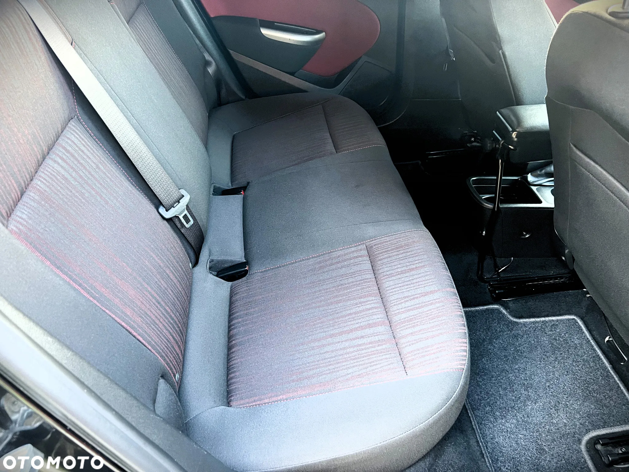Opel Astra - 16