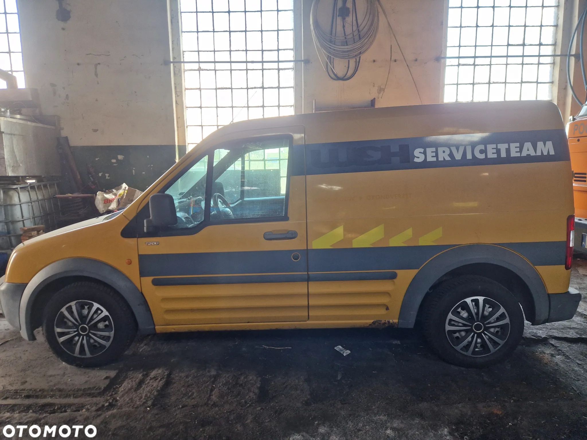 Ford Transit Connect - 1