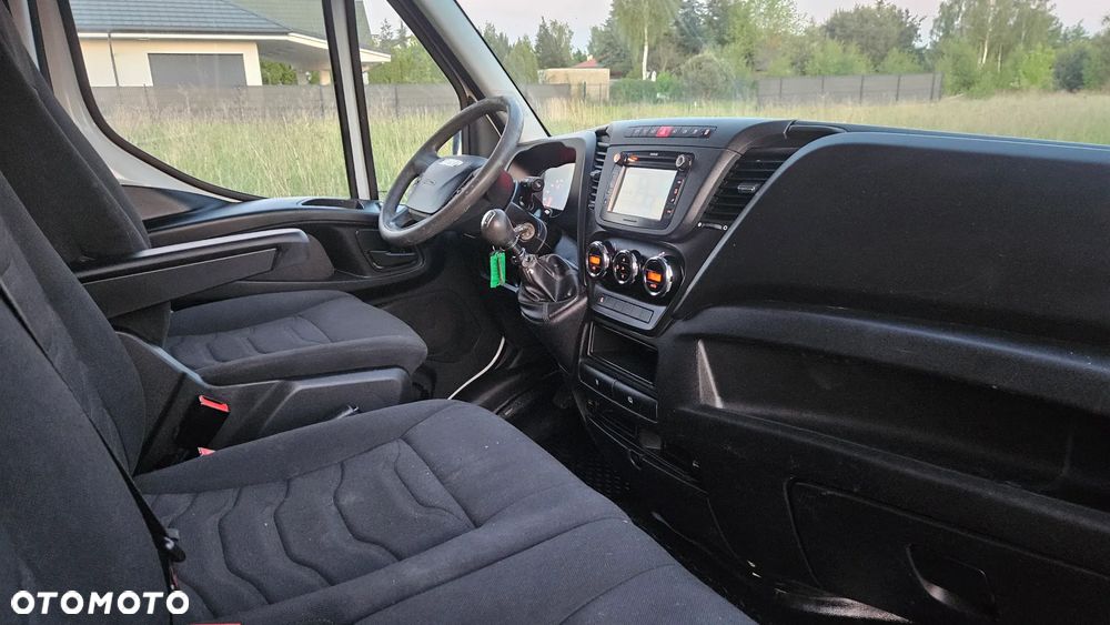 Iveco DAILY 35S17 3.0 HPI 170 KM KLIMA L3H2 L3 H2 HAK 3500 KG - 17