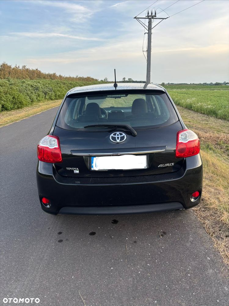 Toyota Auris 1.4 D-4D Luna - 5