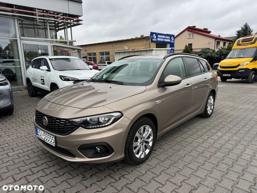 Fiat Tipo 1.4 T-Jet 16v Easy - 2