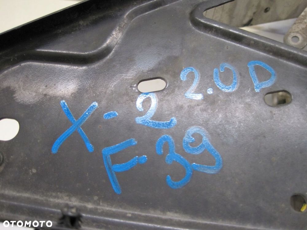 Pas przedni CHŁODNICE BMW X2 F39 2,0D - 8
