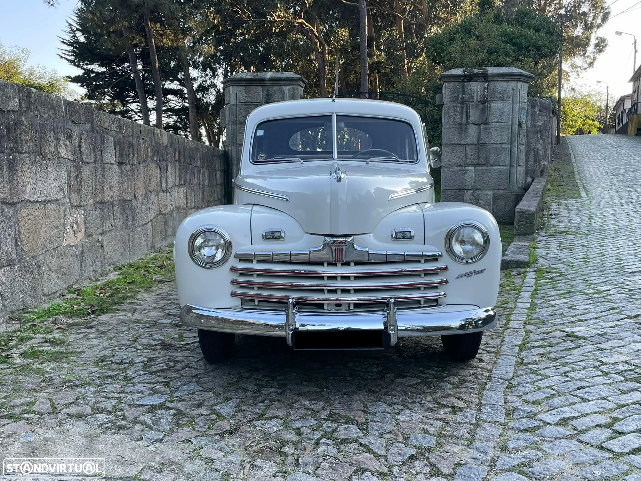 Ford Super De Luxe Coupe V8 100cv - 2