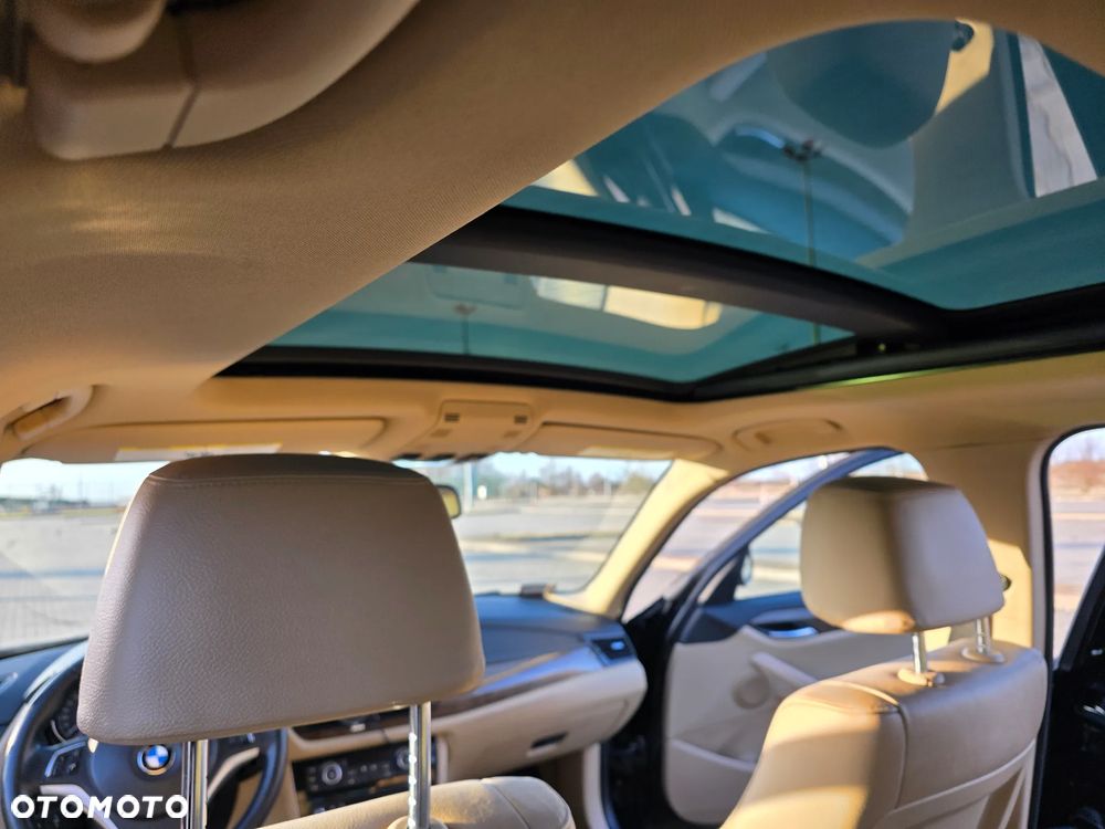 BMW X1 xDrive28i - 14