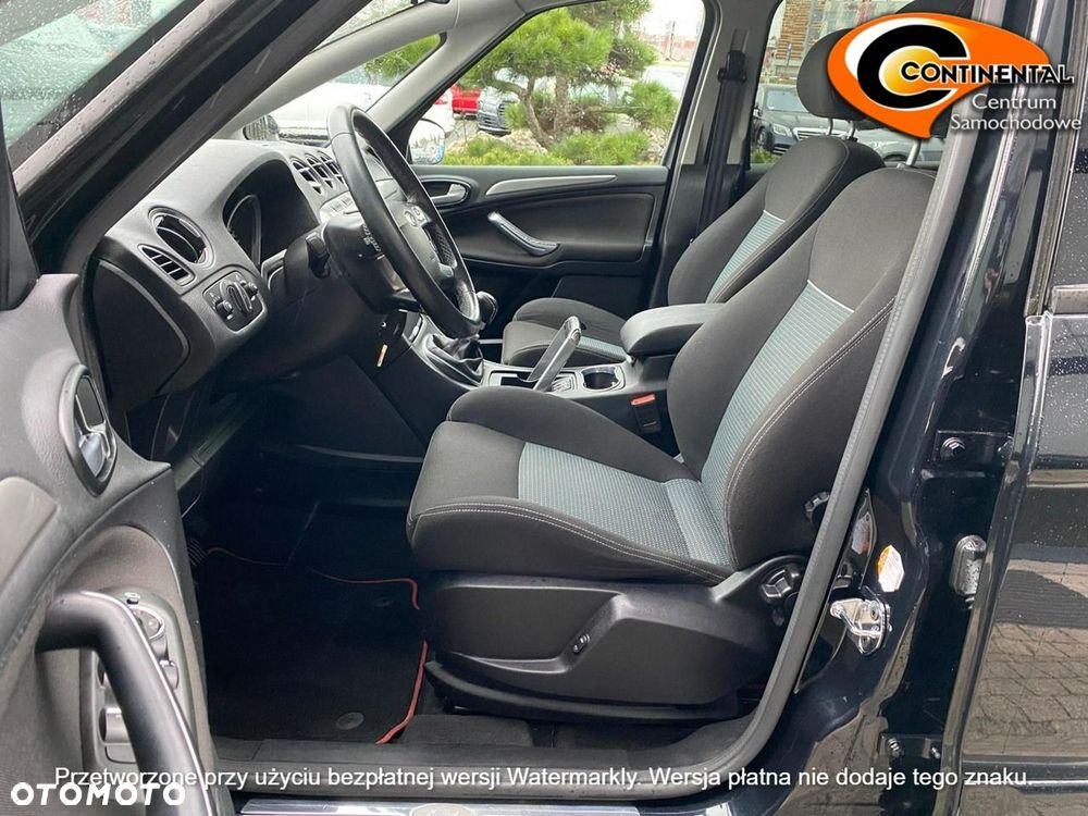 Ford S-Max - 16