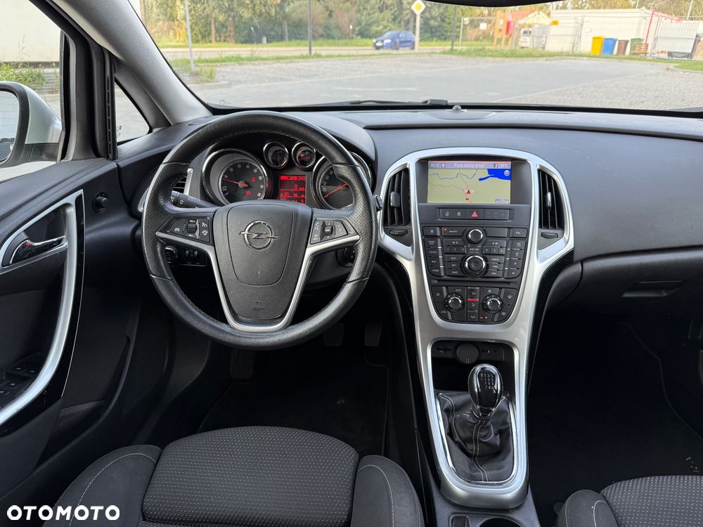 Opel Astra - 11