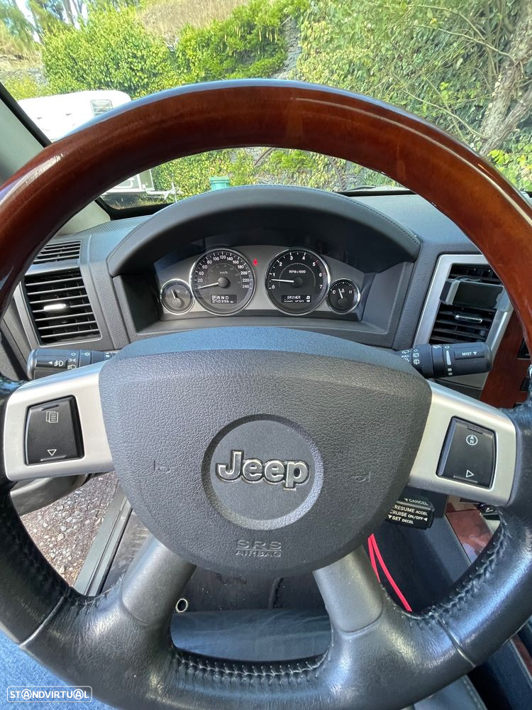 Jeep Grand Cherokee 3.0 CRD V6 Overland - 11