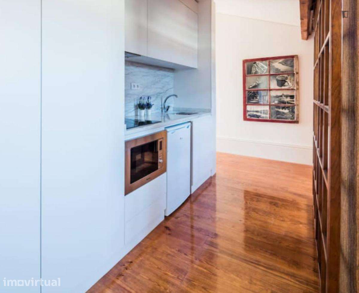 Apartamento com 1 quartos - localizado em Santo Ildefonso Porto - Grande imagem: 5/20