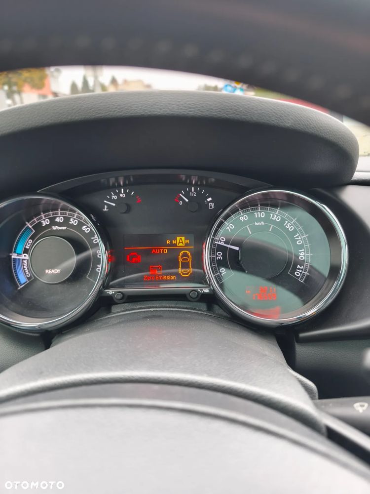 Peugeot 3008 2.0 HDi HYbrid4 - 19