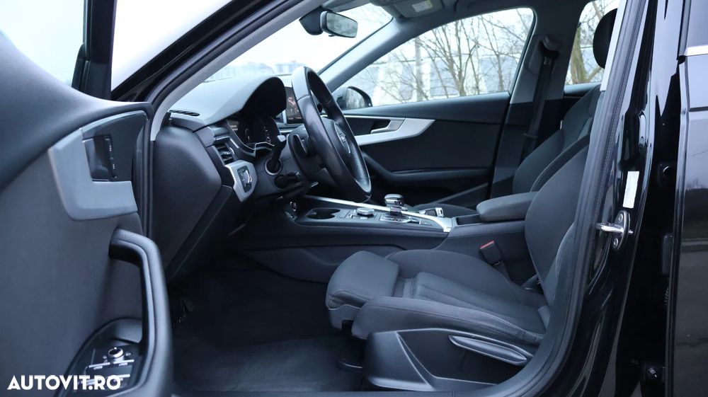 Audi A4 Avant 2.0 TDI S tronic Sport - 9