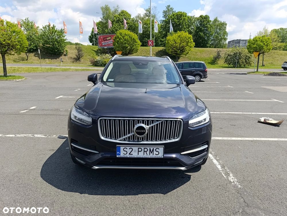Volvo XC 90 - 3