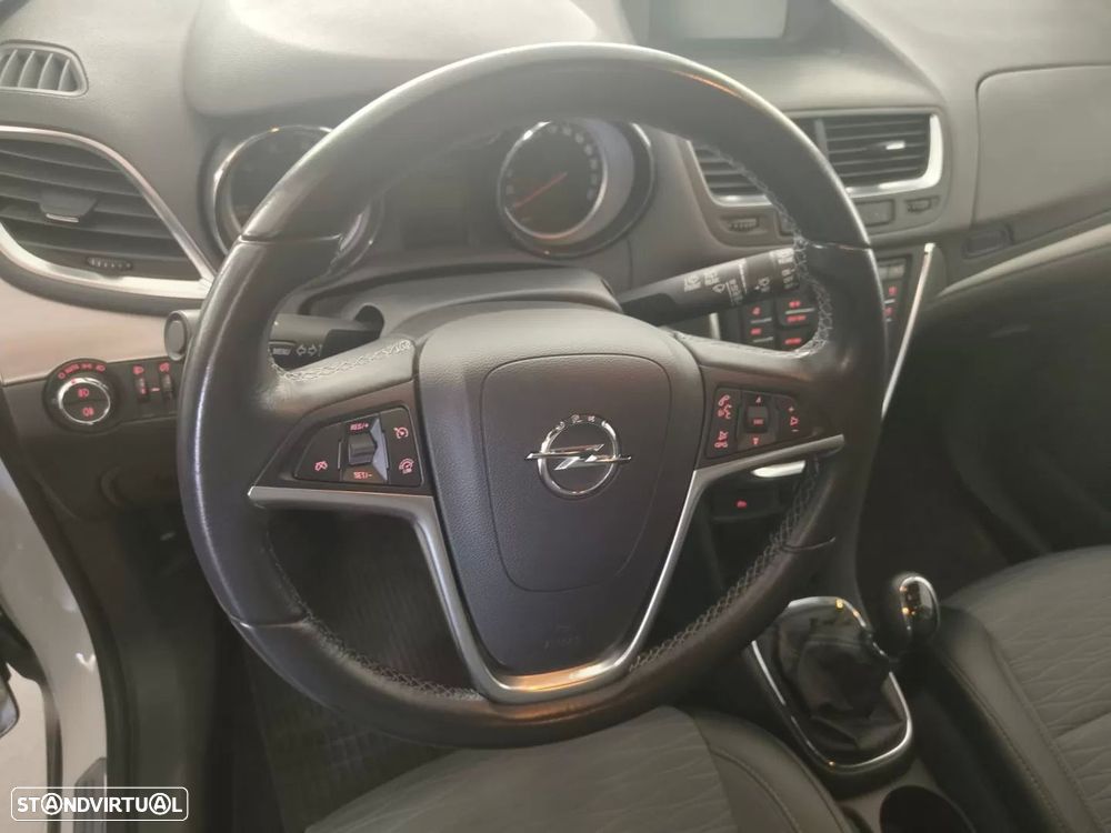 Opel Mokka 1.6 CDTI Black Line S/S — fotografia 10