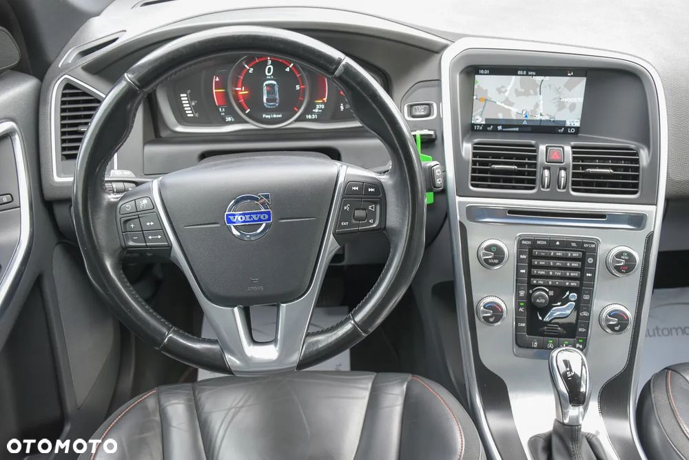 Volvo XC 60 D4 Geartronic Ocean Race - 30