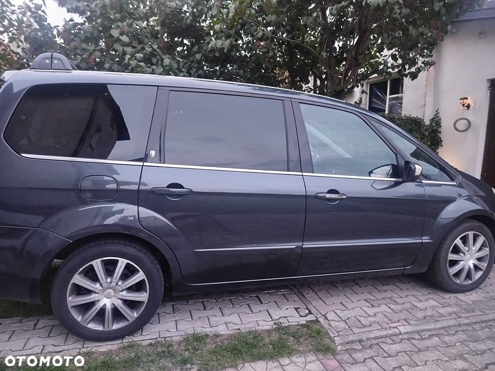 Ford Galaxy - 5