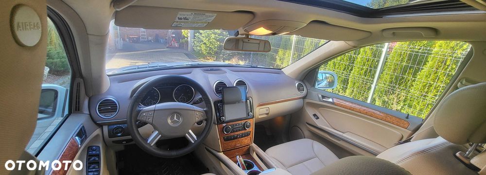 Mercedes-Benz GL - 7