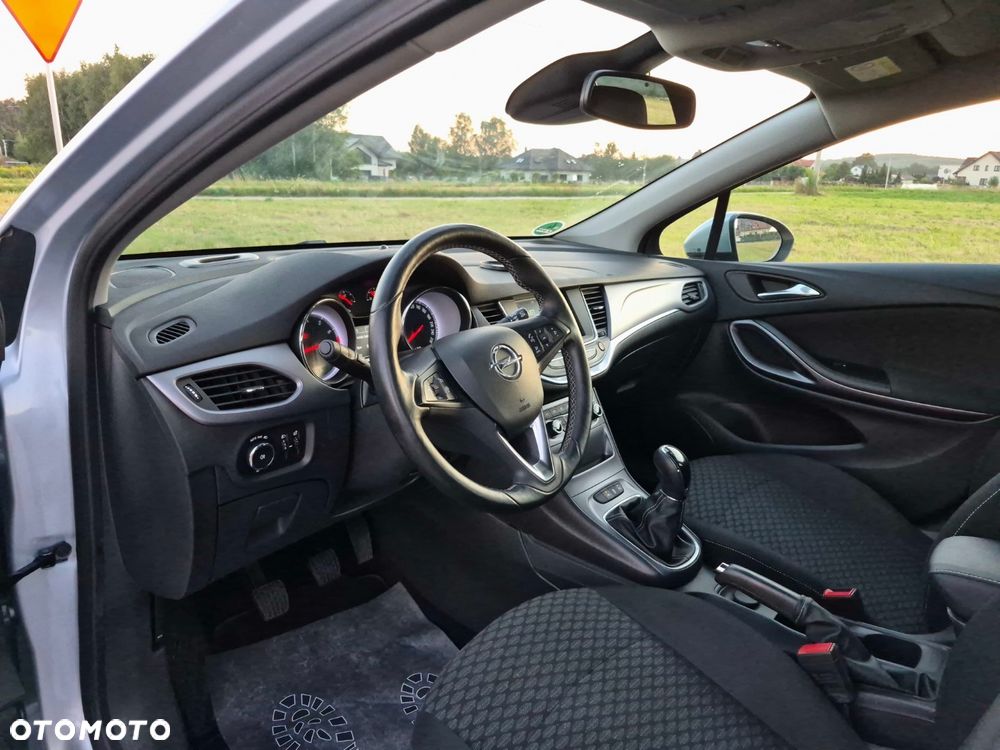 Opel Astra 1.4 Turbo Innovation - 16