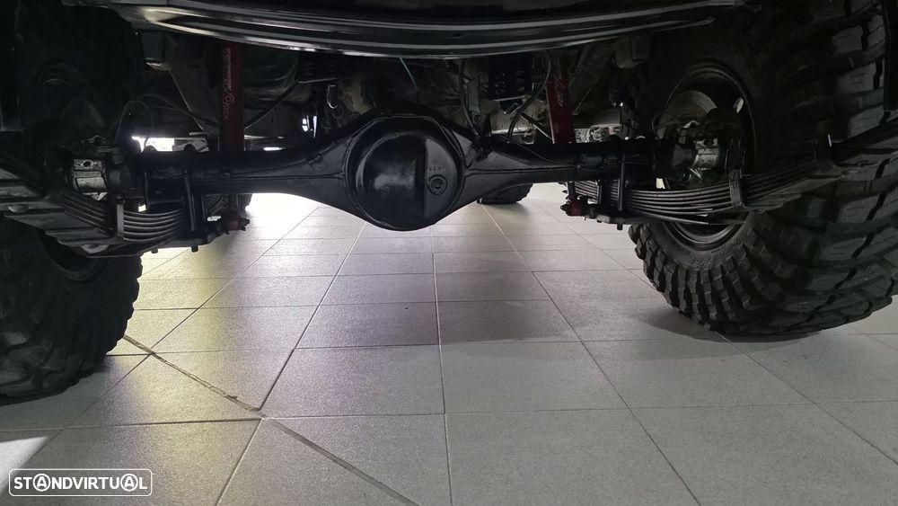 Nissan Patrol 2.8 Turbo - 21