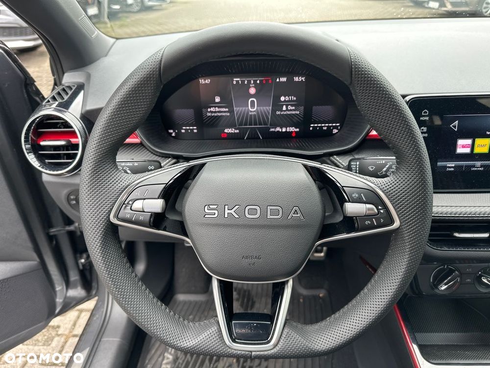 Skoda Fabia 1.0 TSI Monte Carlo - 13
