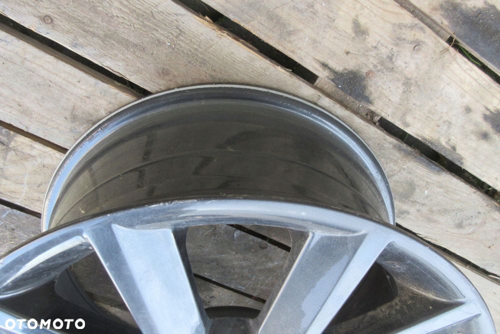 skoda oe alufelga 16 7j 5x112 et46 - 5