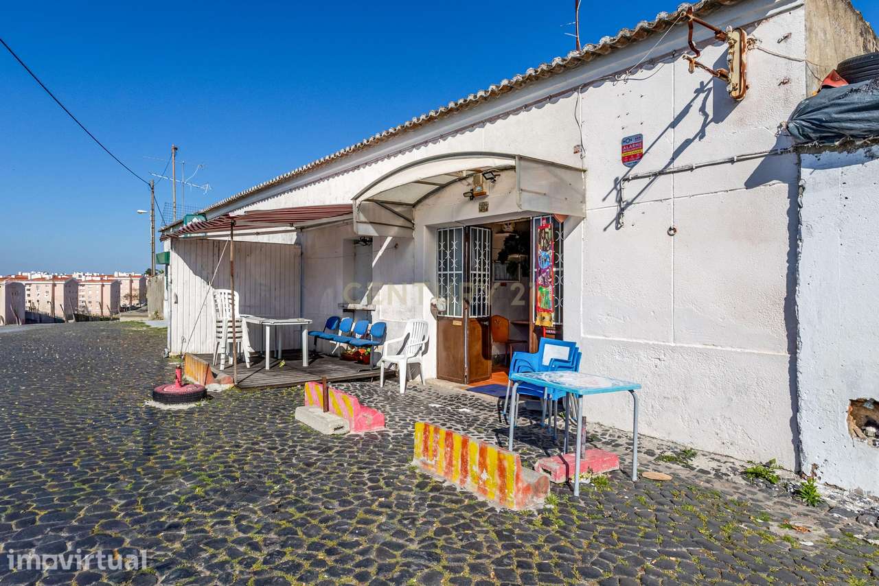 Prédio para Investimento | Afetação a Comércio | Santa Clara – Lisboa - Grande imagem: 4/15
