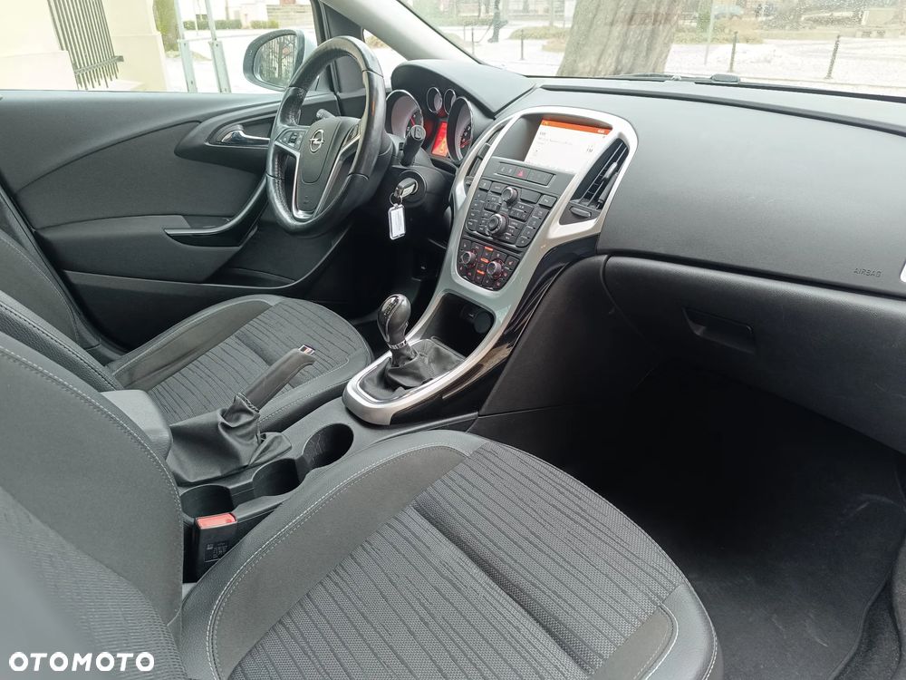 Opel Astra 1.6 D (CDTI) Start/Stop Innovation - 32