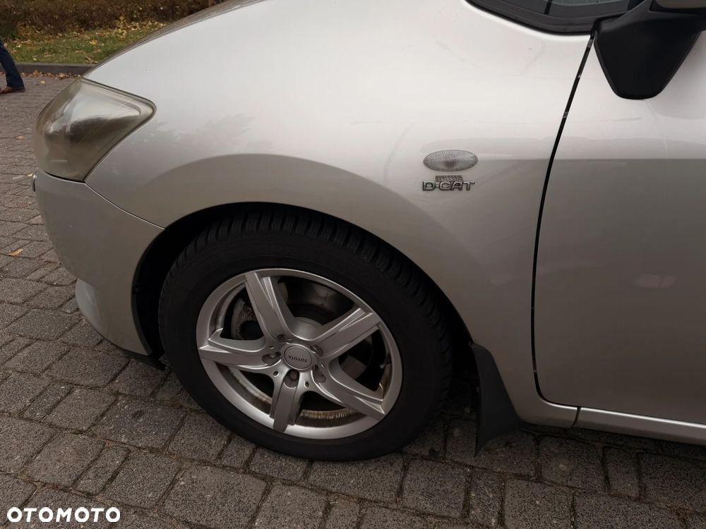Toyota Auris - 19