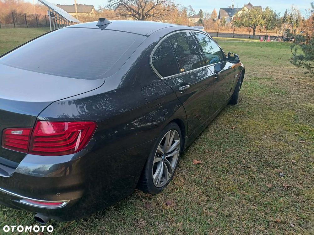 BMW Seria 5 535i Luxury Line - 17