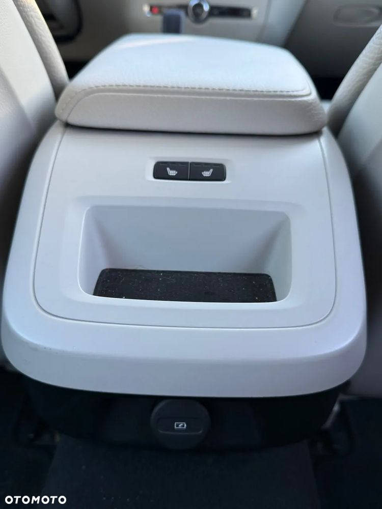 Volvo V60 T5 AWD Inscription - 11