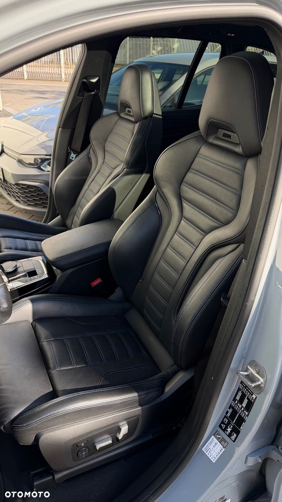 BMW X3 xM40i mHEV - 16